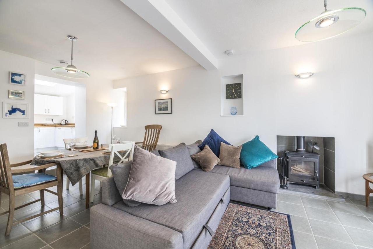 Fair View - 2 Bedroom Cottage - BurtonBurton  エクステリア 写真