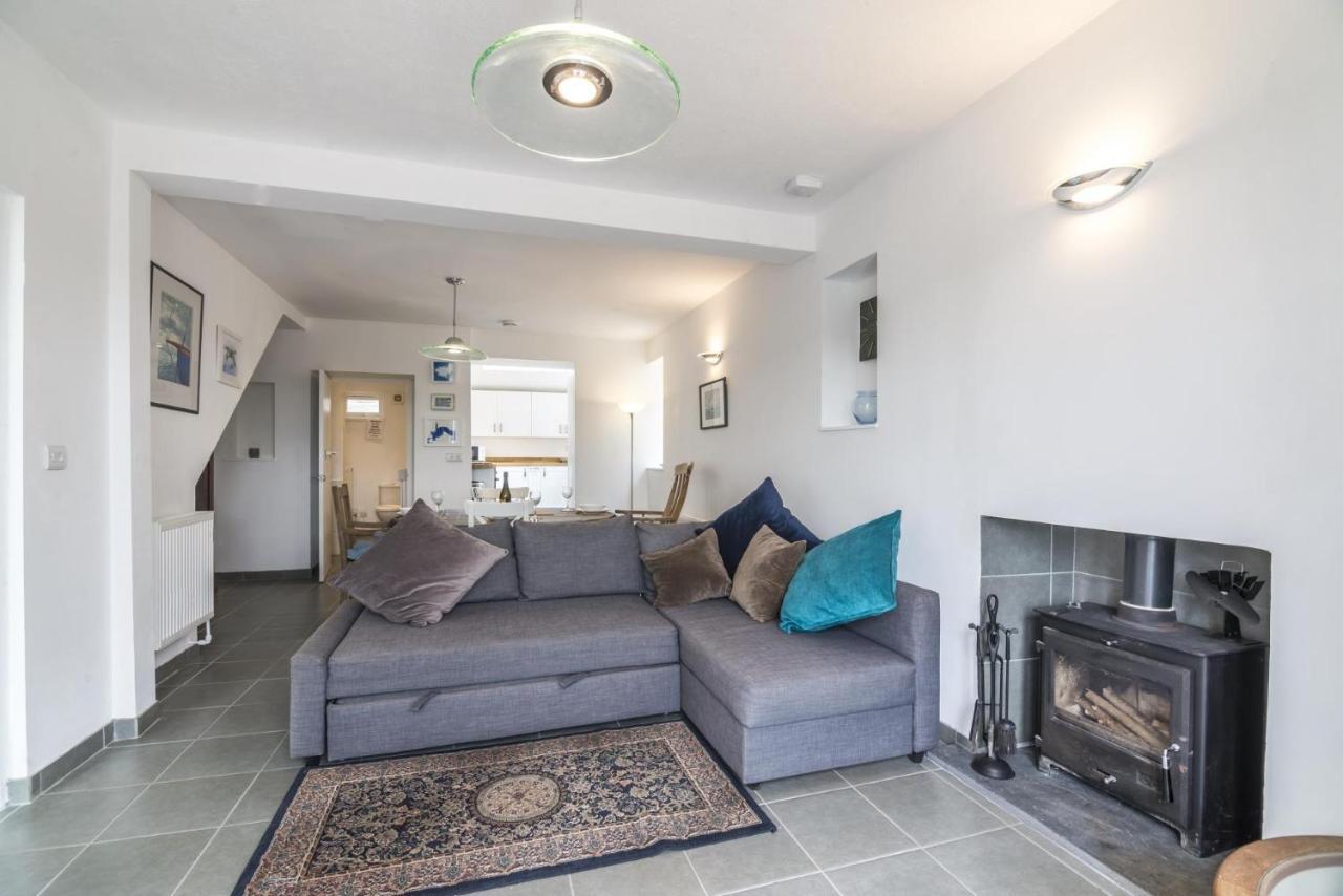 Fair View - 2 Bedroom Cottage - BurtonBurton  エクステリア 写真