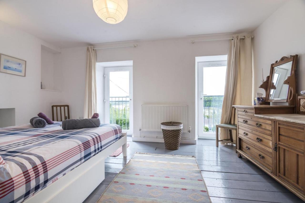 Fair View - 2 Bedroom Cottage - BurtonBurton  エクステリア 写真