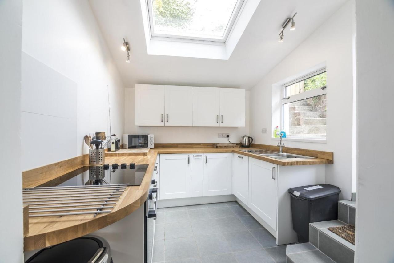 Fair View - 2 Bedroom Cottage - BurtonBurton  エクステリア 写真